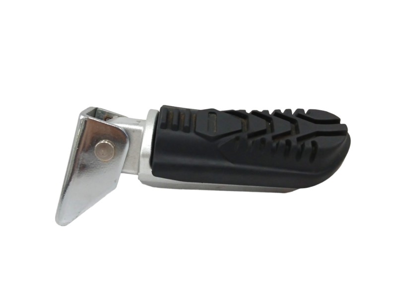 Recambio de estribera izquierda para macbor stormer r125e4 referencia OEM IAM  TRASERA 