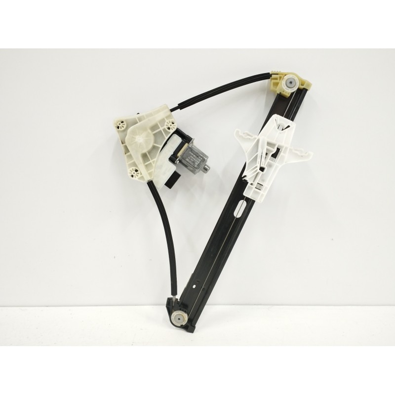 ELEVALUNAS TRASERO IZQUIERDO 5Q0959811D