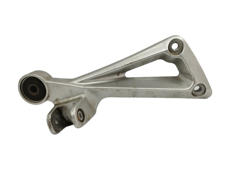 Recambio de estribera derecha para yamaha bt 1100 bulldog bt 1100 bulldog referencia OEM IAM 5JNF741L00P2  