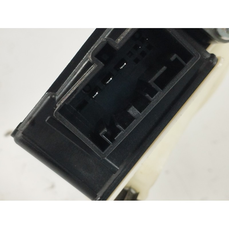 ELEVALUNAS TRASERO DERECHO 5Q0959812D