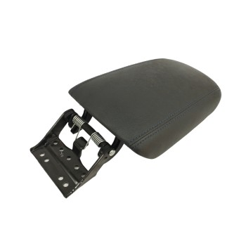 Recambio de apoyabrazos central para hyundai i30 fastback tecno referencia OEM IAM 84660G4000  