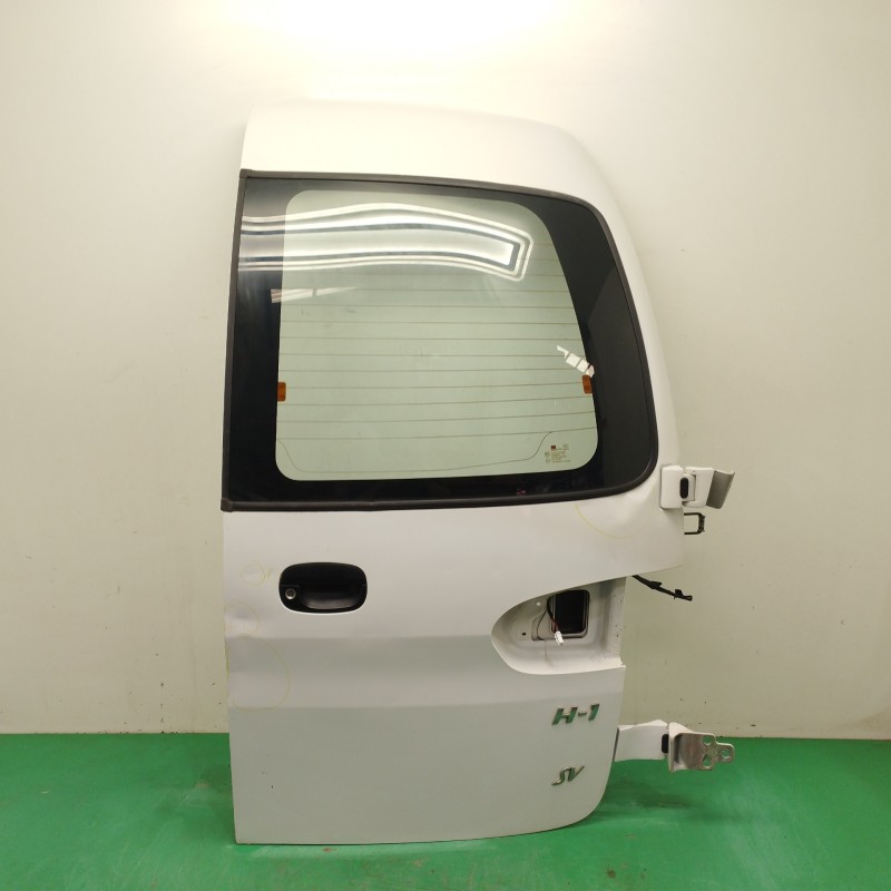 Recambio de porton trasero derecho para hyundai h 1 2.5 turbodiesel cat referencia OEM IAM 737014A912 OBSERVAR FOTOS 