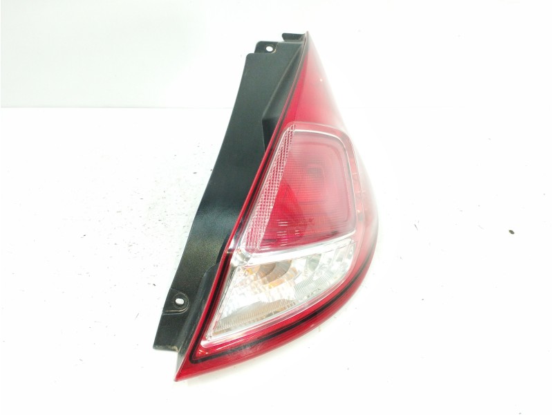 Recambio de piloto trasero derecho para ford fiesta (ccn) 1.5 tdci cat referencia OEM IAM C1BB13404A  