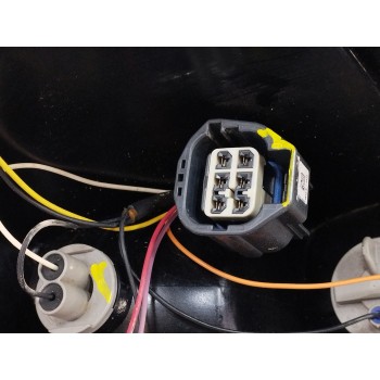 Recambio de piloto trasero derecho para ford focus lim. (cb8) trend referencia OEM IAM BM5113404A  
