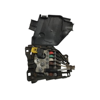 Recambio de caja reles / fusibles para citroën c3 1.4 hdi referencia OEM IAM 9675123880  