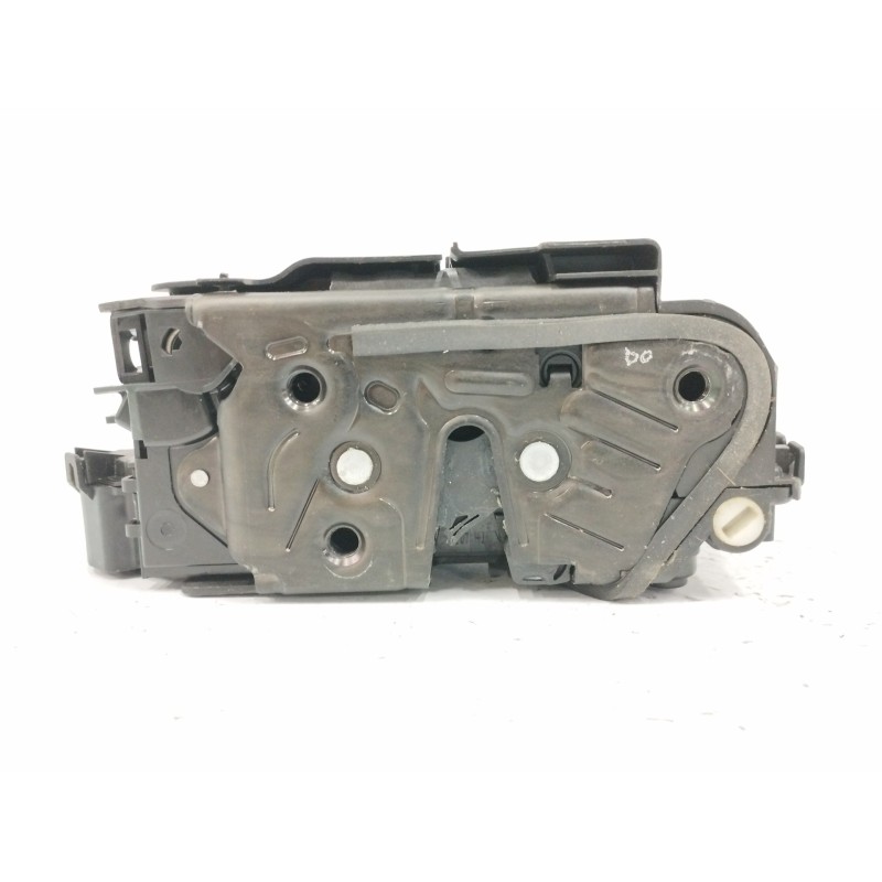 Recambio de cerradura puerta trasera izquierda para volkswagen t-roc 1.0 tsi referencia OEM IAM 5TA839015E  