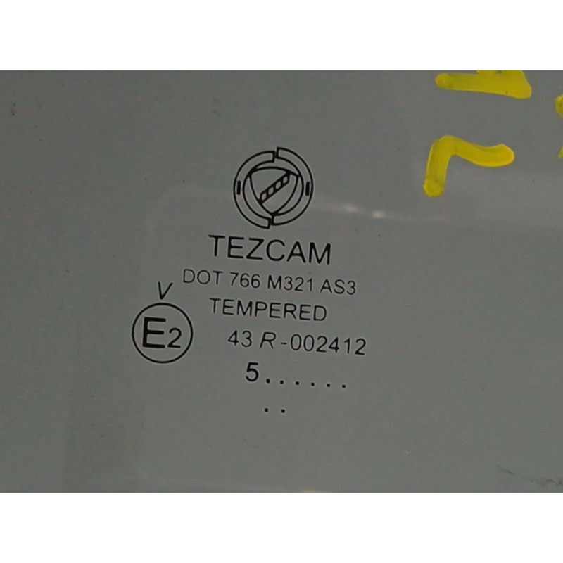 LUNA LATERAL IZQUIERDO