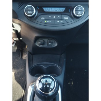 Recambio de carroceria corte para toyota yaris 1.5 16v cat referencia OEM IAM   