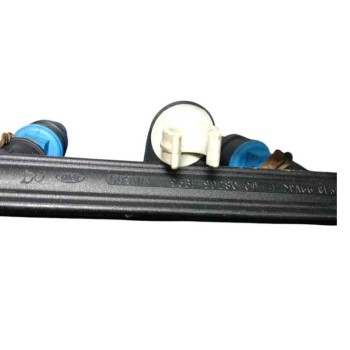 Recambio de rampa inyectora para ford fiesta berlina (dx) 1.3 cat referencia OEM IAM 95BF9D280CD  