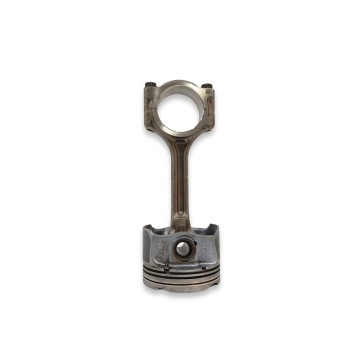 Recambio de biela para nissan qashqai iii (j12) (2021 - ...) 1.3 dig-t hibrido suave referencia OEM IAM 120104242R CON PISTON A2