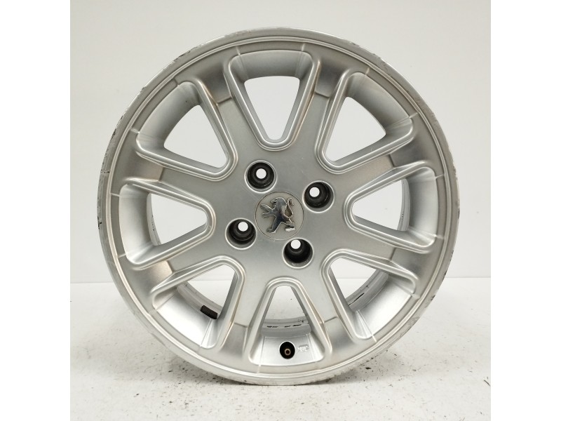 Recambio de llanta para peugeot 1007 1.4 hdi referencia OEM IAM ANTILOPE2 6JX16CH4ET27 4H 4X110