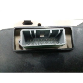 Recambio de cuadro instrumentos para dacia logan laureate referencia OEM IAM 8200752820 281205157 