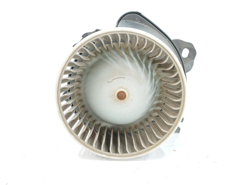 Recambio de motor calefaccion para opel corsa d 1.2 16v lpg referencia OEM IAM 13335075  