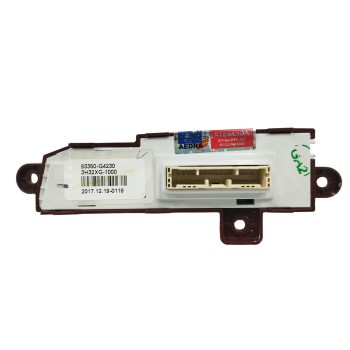 Recambio de interruptor para hyundai i30 fastback tecno referencia OEM IAM 93350G4230  