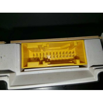 Recambio de cuadro instrumentos para fiat bravo (182) 1.6 16v / 16v 100 sx referencia OEM IAM 46525526  