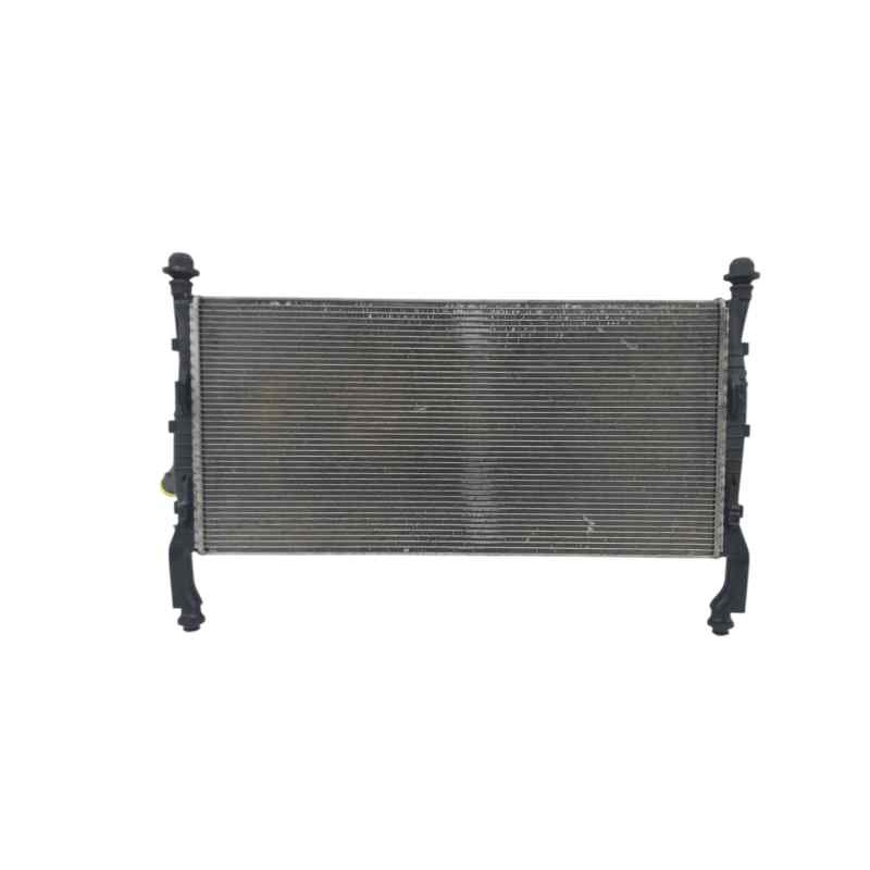 RADIADOR AGUA SOPORTE DAÑADO