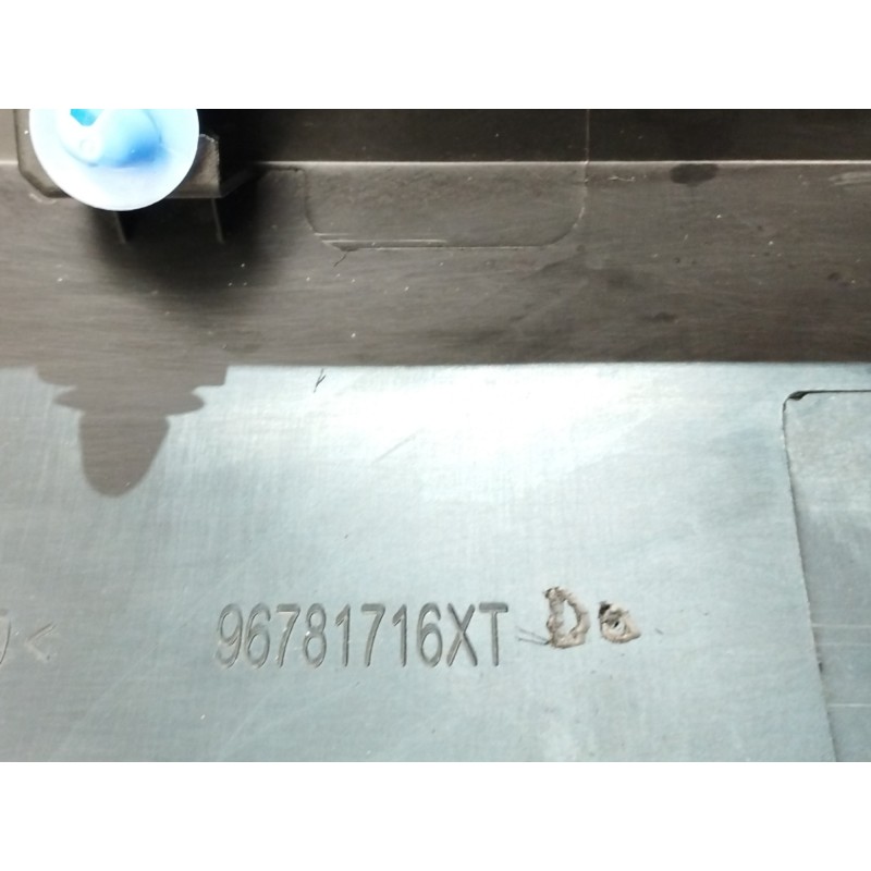 FALDON LATERAL IZQUIERDO