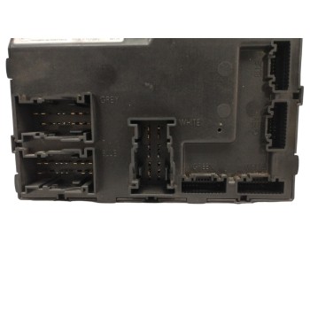 Recambio de caja reles / fusibles para ford fiesta (cb1) 1.6 tdci cat referencia OEM IAM 8V5115K600CG  