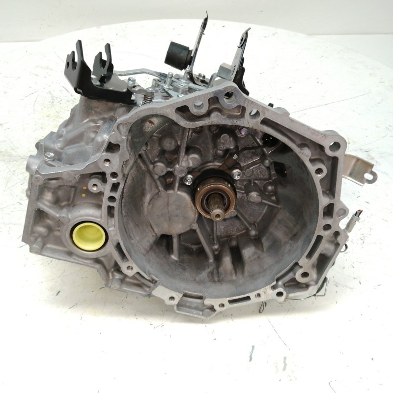 Recambio de caja cambios para toyota yaris (_p13_) 1.5 (nsp131_) referencia OEM IAM 303000D510  