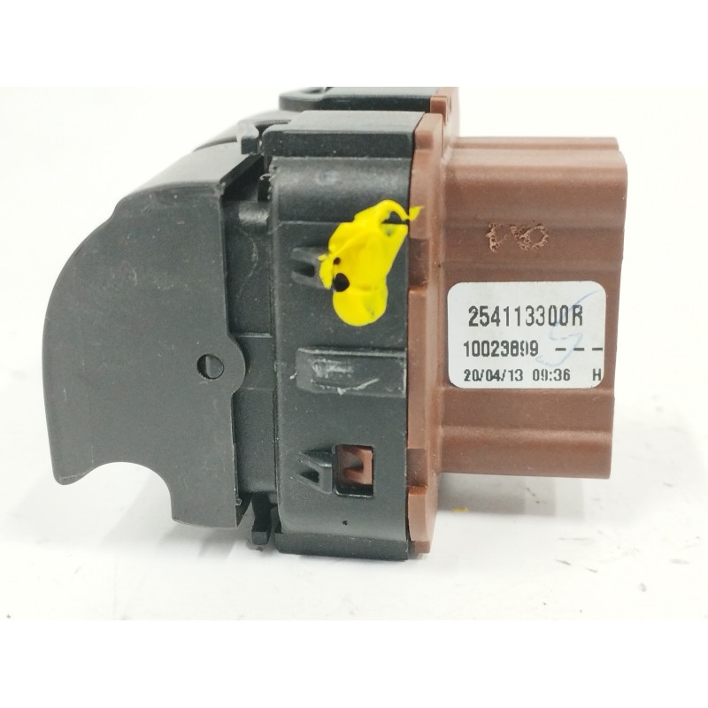 MANDO ELEVALUNAS DELANTERO IZQUIERDO ENCHUFE MARRON