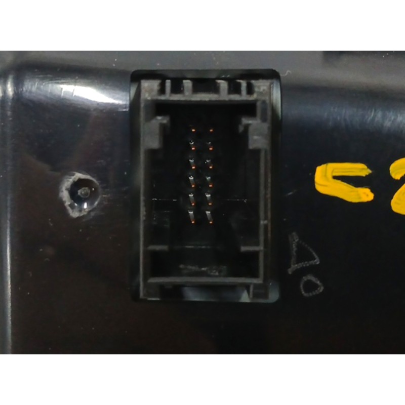 PANTALLA MULTIFUNCION