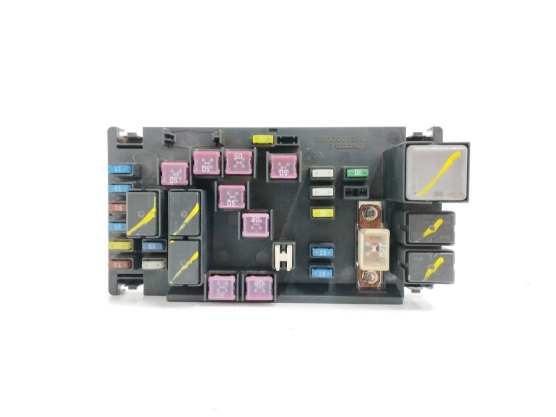 Recambio de caja reles / fusibles para subaru legacy familiar/outback b13 (bp) 2.0 cat referencia OEM IAM 82241AG000  