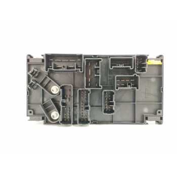 Recambio de caja reles / fusibles para subaru legacy familiar/outback b13 (bp) 2.0 cat referencia OEM IAM 82241AG000  