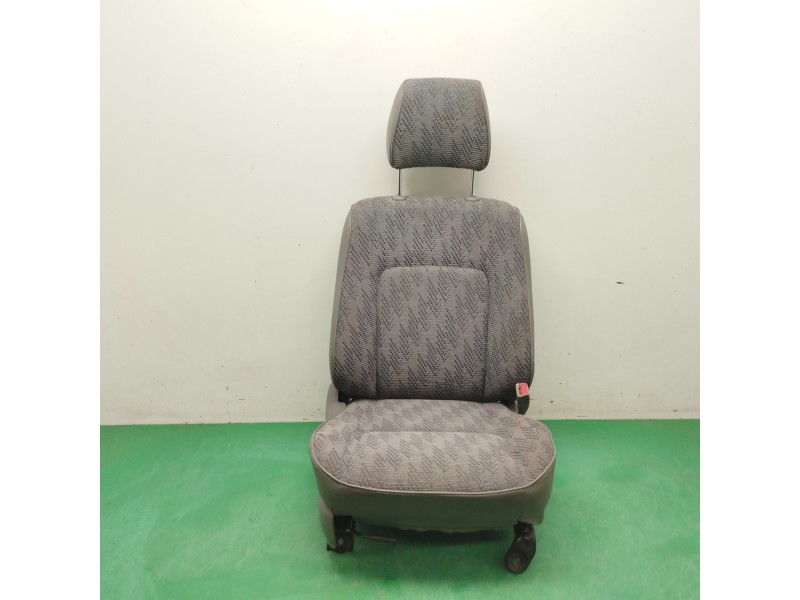 Recambio de asiento delantero derecho para ford ranger (er) 2.5 12v td cat referencia OEM IAM Recambio de asiento delantero derecho para ford ranger (er) 2.5 12v td cat referencia OEM IAM