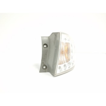 PILOTO TRASERO DERECHO 84912FG020 SOPORTE REPARADO 