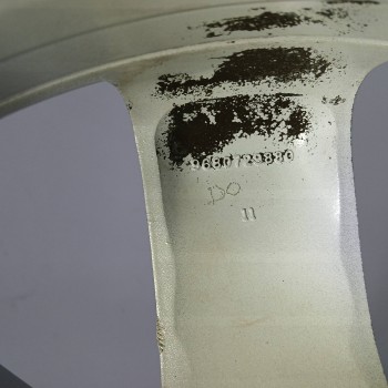 Recambio de llanta para peugeot 308 1.6 16v referencia OEM IAM 9680729880 7J16CH432 4H 4X110