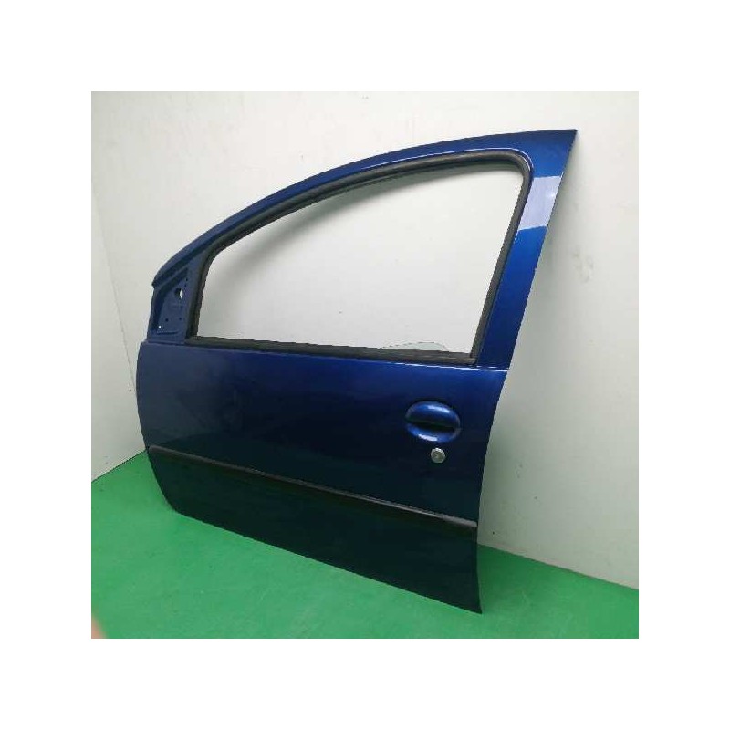 PUERTA DELANTERA IZQUIERDA