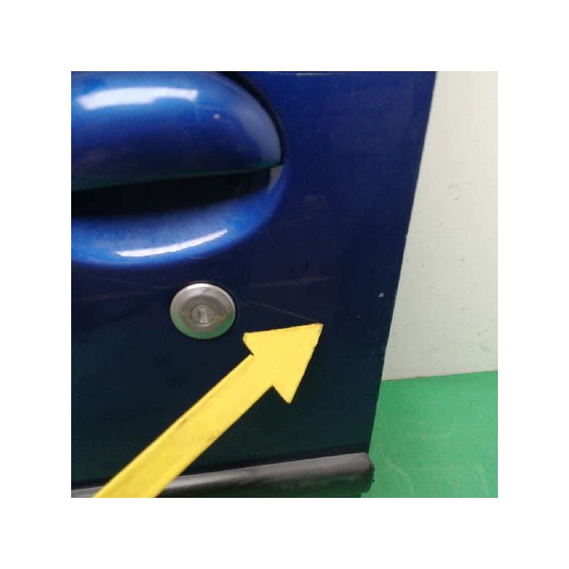 PUERTA DELANTERA IZQUIERDA