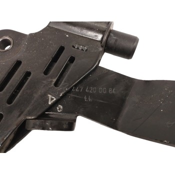 Recambio de palanca freno de mano para mercedes-benz vito kasten 1.6 cdi cat referencia OEM IAM A4474200084  