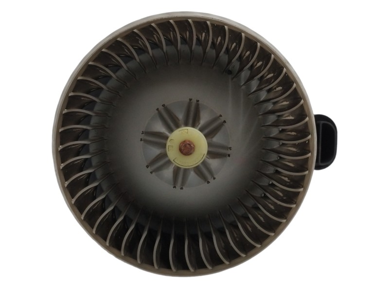 Recambio de motor calefaccion para toyota yaris (ksp9/scp9/nlp9) 1.4 turbodiesel cat referencia OEM IAM 2727003010  