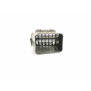 Recambio de rejilla aireadora para subaru impreza g12 2.0 diesel cat referencia OEM IAM 66110FG000 LADO DERECHO 