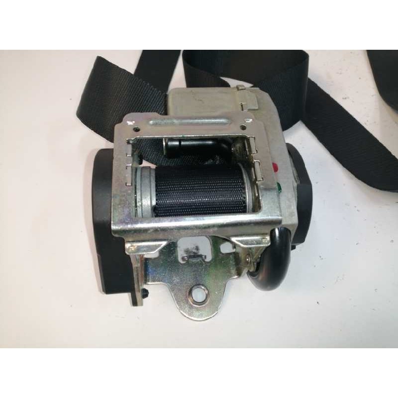 CINTURON SEGURIDAD DELANTERO DERECHO