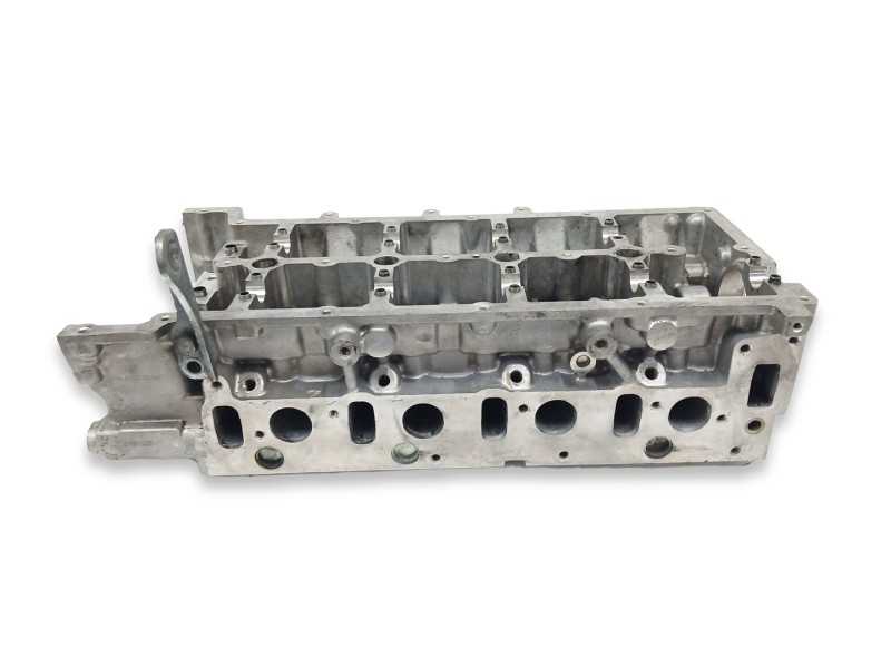 Recambio de culata para ssangyong rodius xdi premium referencia OEM IAM A6710160201  