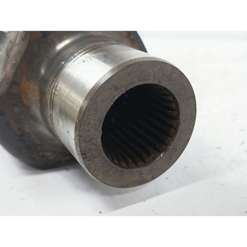 TRANSMISION DELANTERA IZQUIERDA