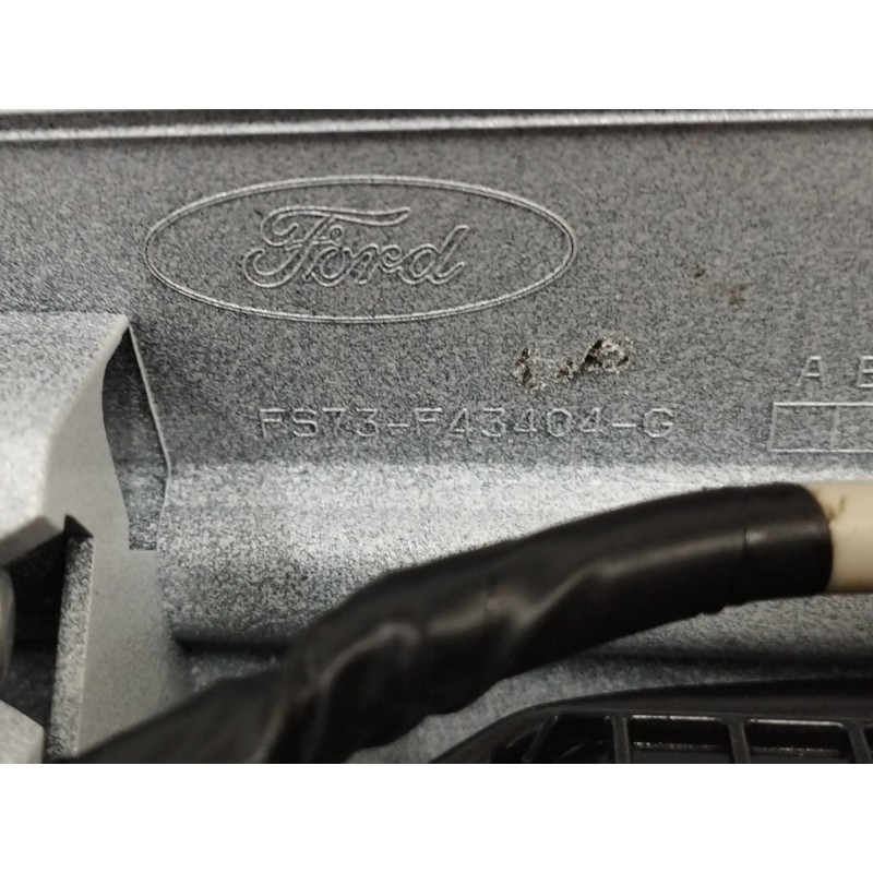 MOLDURA INCLUYE MANETA PORTON SIN CAMARA VIGNALE