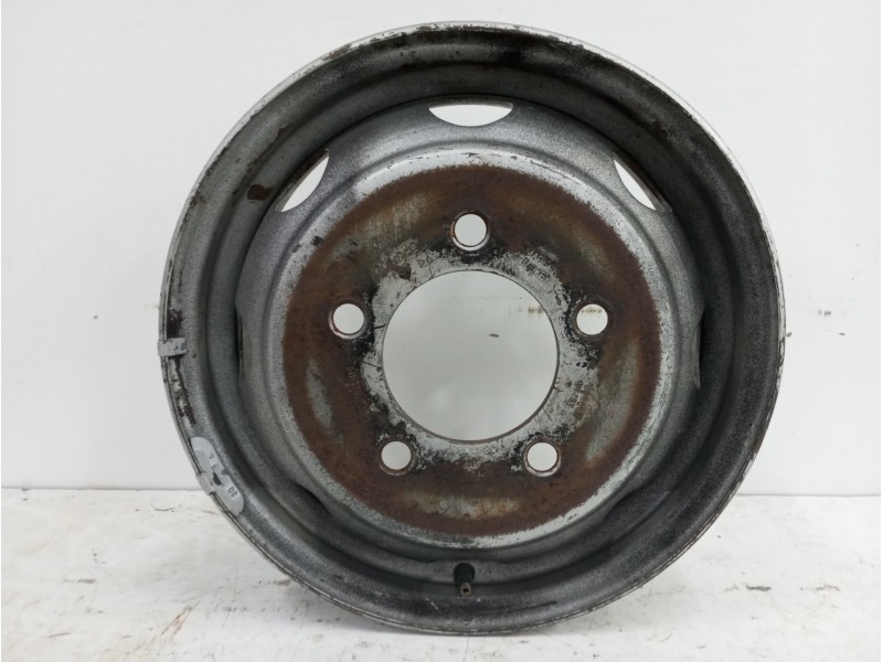 Recambio de llanta para nissan cabstar 01.04  3.0 diesel referencia OEM IAM 403009X200 15H2X5J DOT 5H 5X160