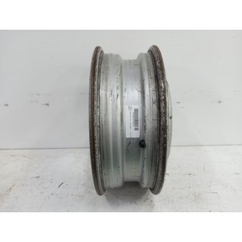 Recambio de llanta para nissan cabstar 01.04  3.0 diesel referencia OEM IAM 403009X200 15H2X5J DOT 5H 5X160