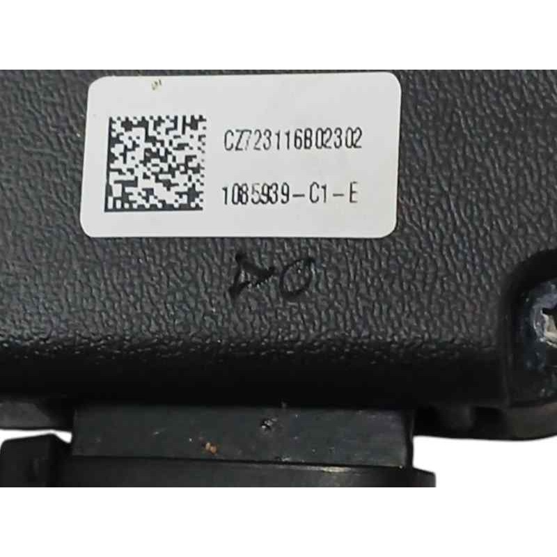 ENGANCHE CINTURON IZQUIERDO TRASERO