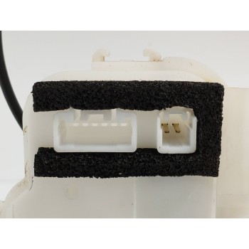 Recambio de cerradura puerta delantera derecha para subaru impreza g12 2.0 diesel cat referencia OEM IAM 61032FG240  