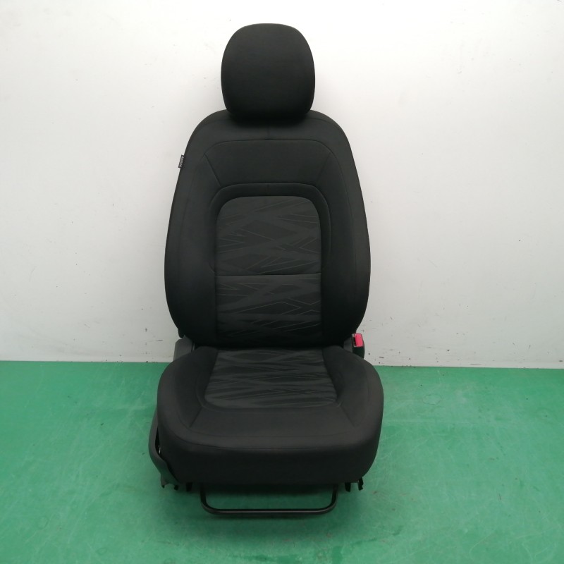 Recambio de asiento delantero derecho para kia cee´d 1.4 cat referencia OEM IAM   