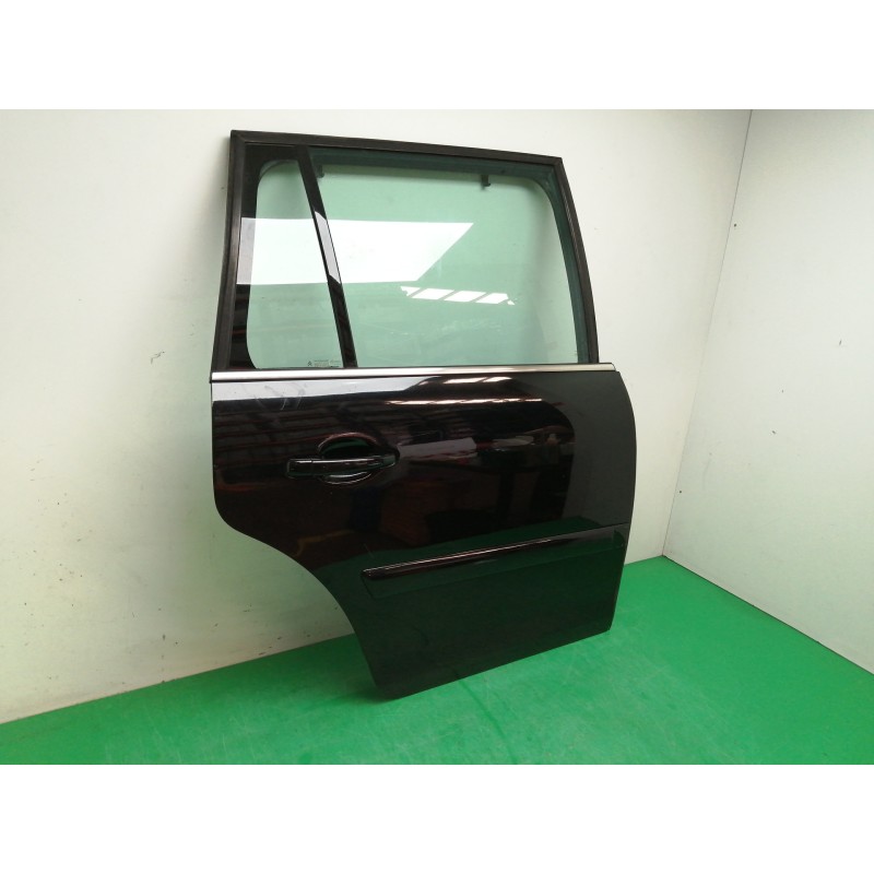 PUERTA TRASERA DERECHA OBSERVAR FOTOS