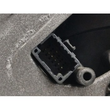 Recambio de retrovisor derecho para renault clio iii 1.2 16v referencia OEM IAM  7 CABLES 