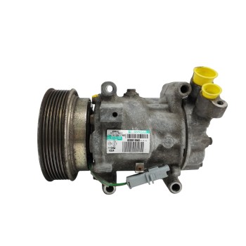 Recambio de compresor aire acondicionado para renault clio iii 1.2 16v referencia OEM IAM 8200819568  