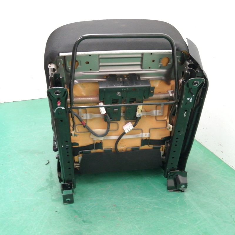 ASIENTO DELANTERO IZQUIERDO OBSERVAR FOTOS