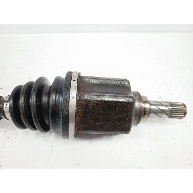 TRANSMISION DELANTERA IZQUIERDA