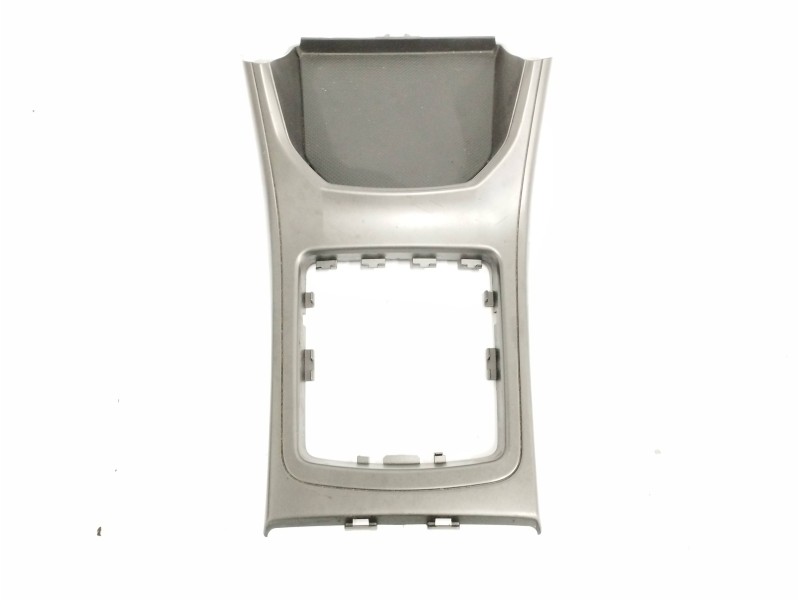Recambio de consola central para subaru impreza g12 2.0 diesel cat referencia OEM IAM 92122FG040 Recambio de consola central para subaru impreza g12 2.0 diesel cat referencia OEM IAM 92122FG040